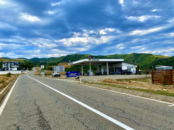 Rumänien Transalpina - letzte Tankstelle Einstieg Süd